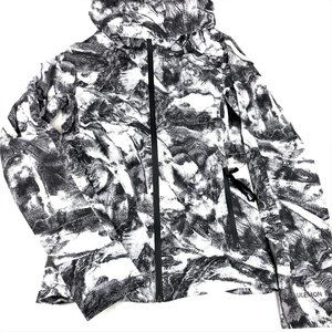 New with Tags Women's Lululemon Break a Trail Jacket LW4BVGS